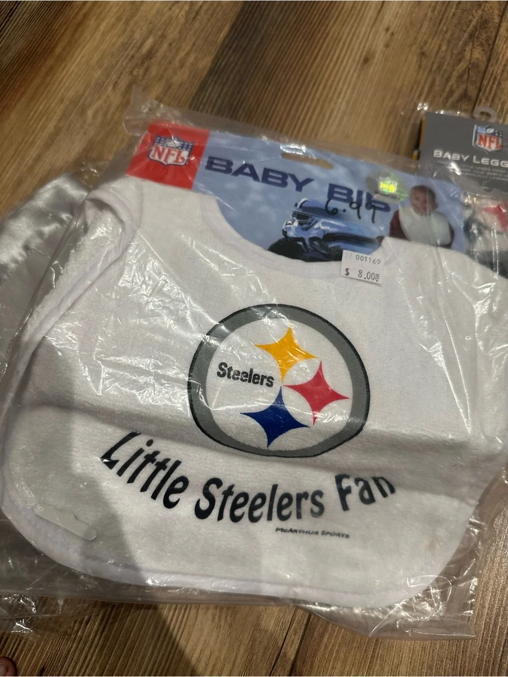 NFL Pittsburgh Steelers Baby Bib Socks & Lovey Set - White & Gray